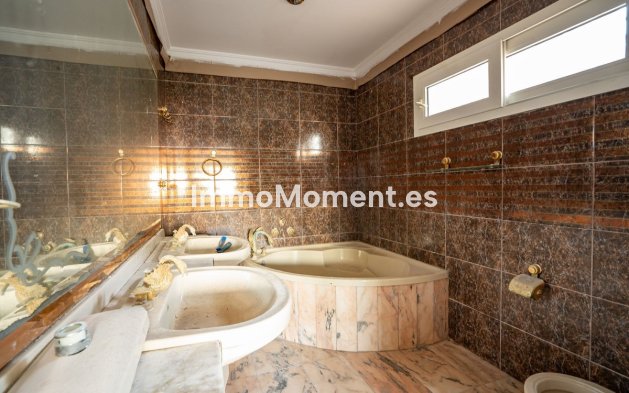 Wiederverkauf - Villa - Benalmadena - Benalmadena Pueblo