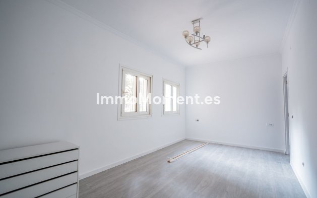 Wiederverkauf - Villa - Benalmadena - Benalmadena Pueblo