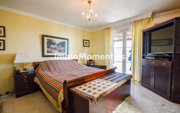 Revente - Villa - Estepona  - Estepona Centro