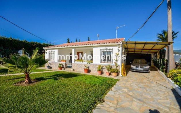 Revente - Villa - Estepona  - Estepona Centro