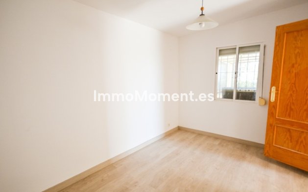 Revente - Villa - Estepona  - Estepona Centro