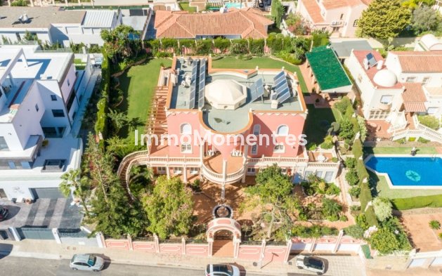 Wiederverkauf - Villa - Benalmadena - Benalmadena Centro