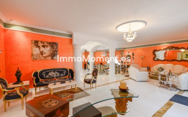 Wiederverkauf - Villa - Benalmadena - Benalmadena Centro