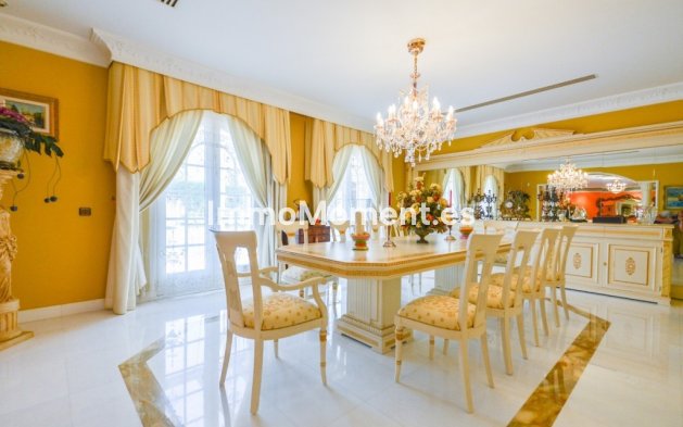 Wiederverkauf - Villa - Benalmadena - Benalmadena Centro