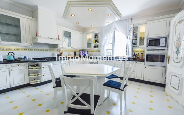 Wiederverkauf - Villa - Benalmadena - Benalmadena Centro