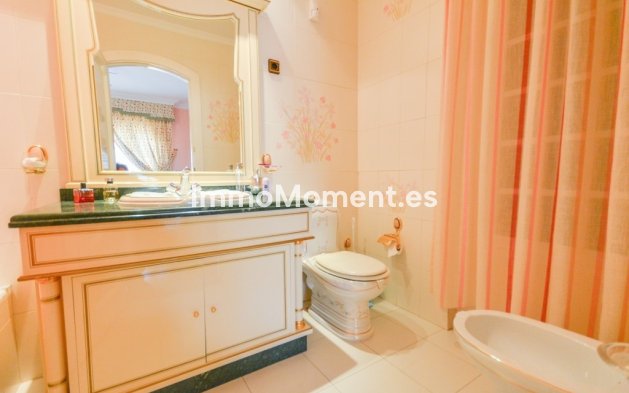 Wiederverkauf - Villa - Benalmadena - Benalmadena Centro