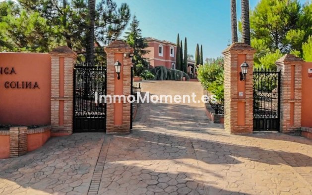 Reventa - Casa de campo - Interior  - Coín