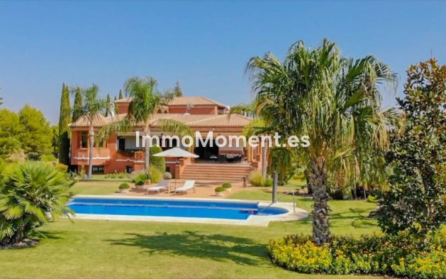 Reventa - Casa de campo - Interior  - Coín