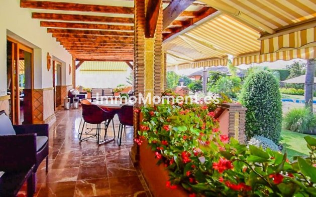 Reventa - Casa de campo - Interior  - Coín