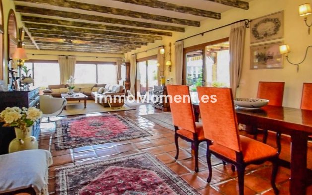 Reventa - Casa de campo - Interior  - Coín