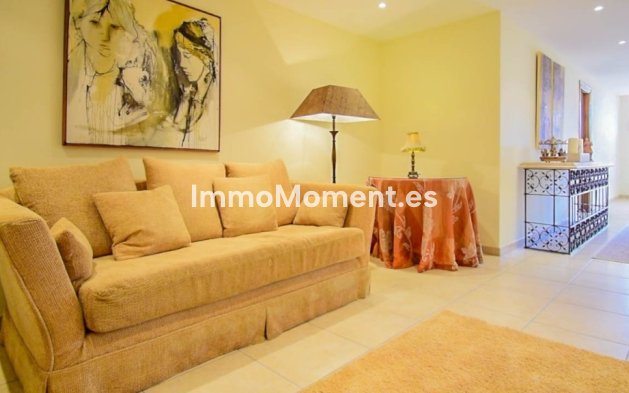 Reventa - Casa de campo - Interior  - Coín