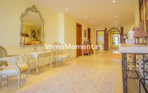 Reventa - Casa de campo - Interior  - Coín