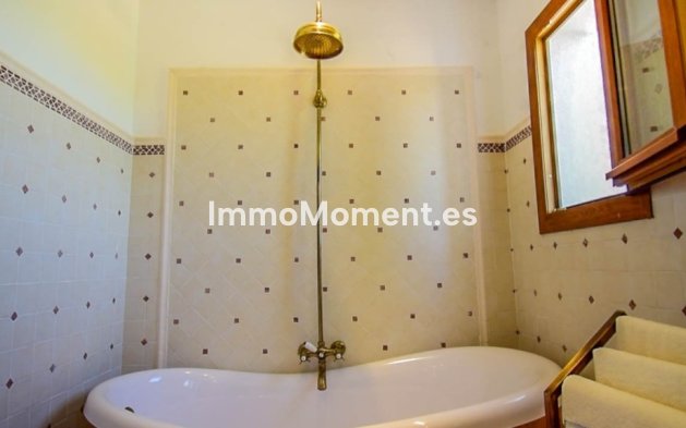 Reventa - Casa de campo - Interior  - Coín