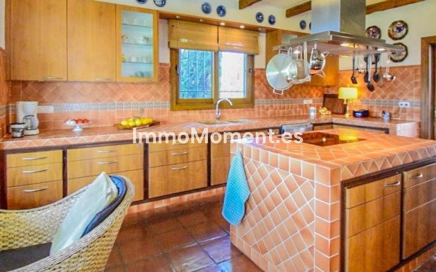 Reventa - Casa de campo - Interior  - Coín