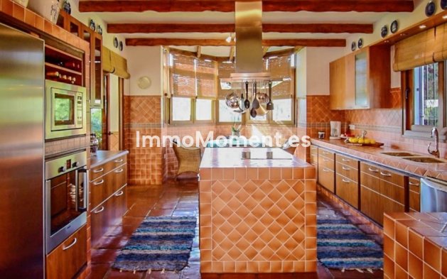 Reventa - Casa de campo - Interior  - Coín