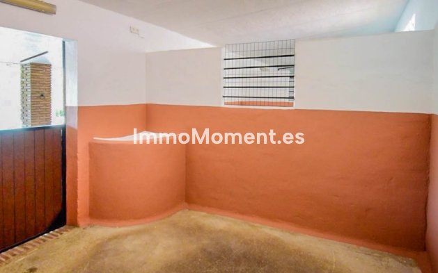 Reventa - Casa de campo - Interior  - Coín