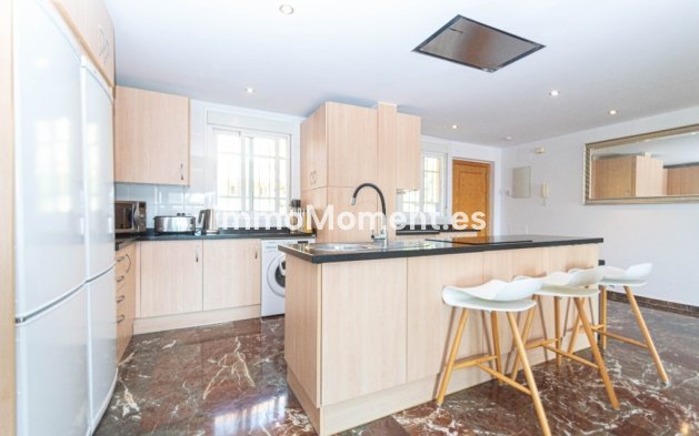 Wiederverkauf - Wohnung - Fuengirola - Carvajal