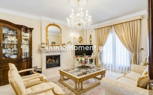 Reventa - Villa - Interior  - Alhaurín el Grande Centro