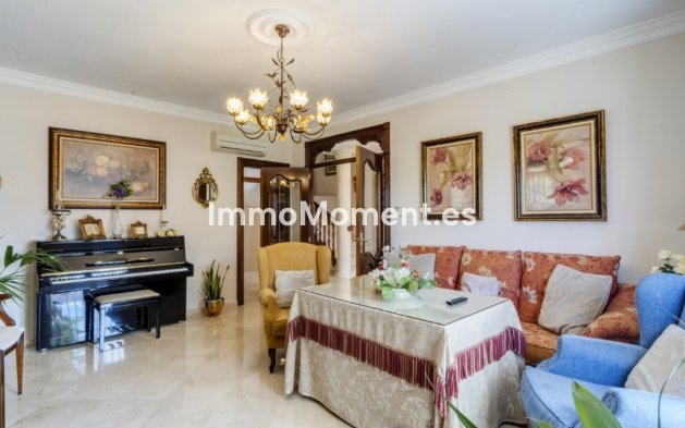 Reventa - Villa - Interior  - Alhaurín el Grande Centro