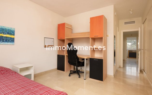 Wiederverkauf - Villa - Marbella - Elviria