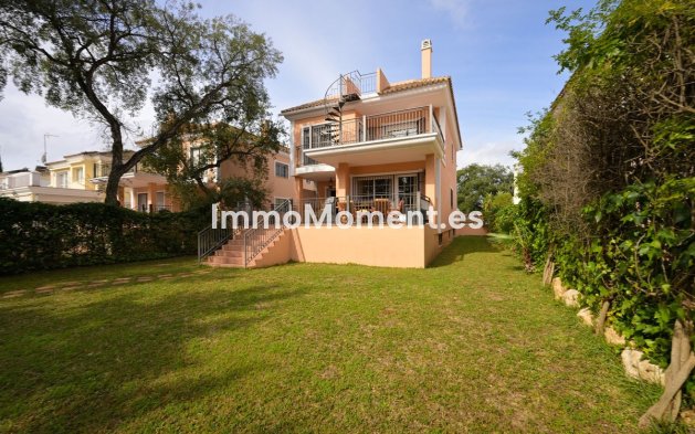 Wiederverkauf - Villa - Marbella - Elviria