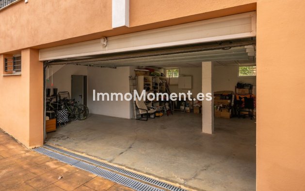 Wiederverkauf - Villa - Marbella - Elviria