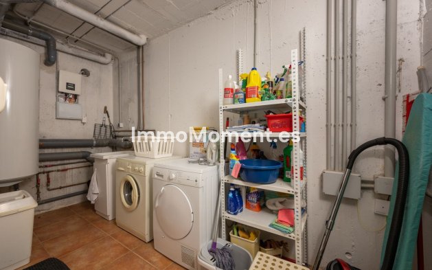 Wiederverkauf - Villa - Marbella - Elviria