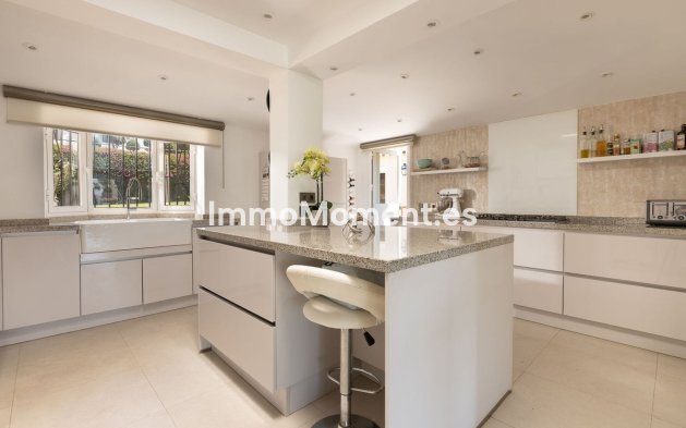 Revente - Villa - Marbella - Río Real