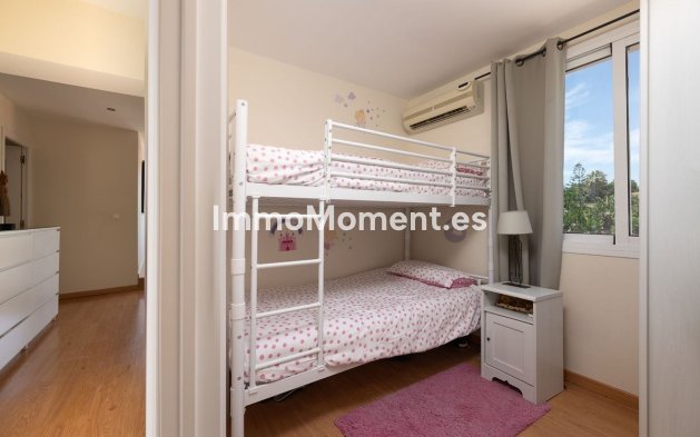 Revente - Villa - Marbella - Río Real