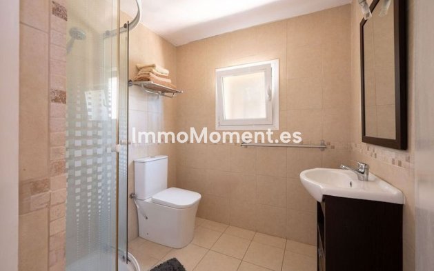 Revente - Villa - Marbella - Río Real