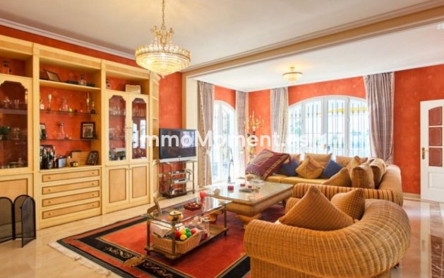 Revente - Villa - Benalmadena - Torrequebrada