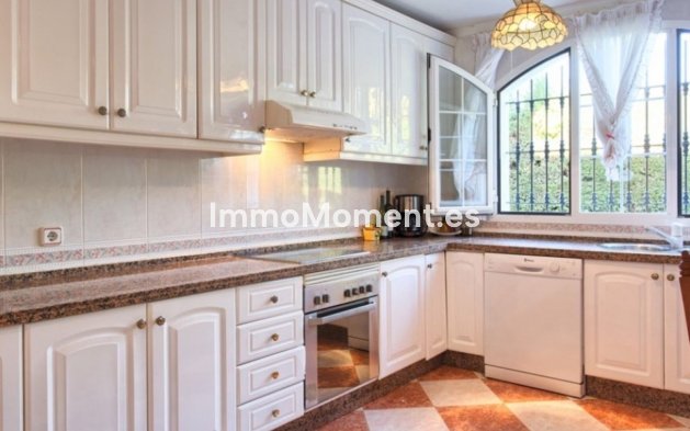 Revente - Villa - Benalmadena - Torrequebrada