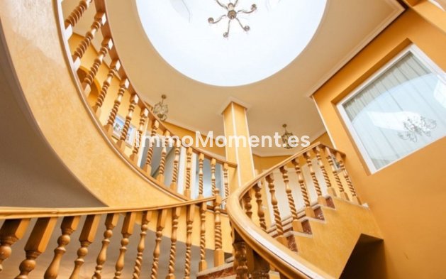 Revente - Villa - Benalmadena - Torrequebrada