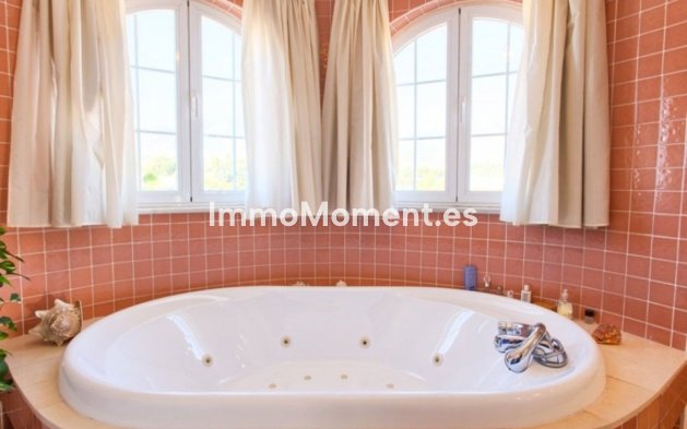 Revente - Villa - Benalmadena - Torrequebrada