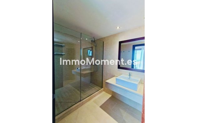 Wiederverkauf - Wohnung - Marbella - Altos de los Monteros