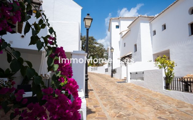 Wiederverkauf - Wohnung - Marbella - Altos de los Monteros