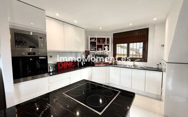 Wiederverkauf - Villa - Mijas - Mijas Costa