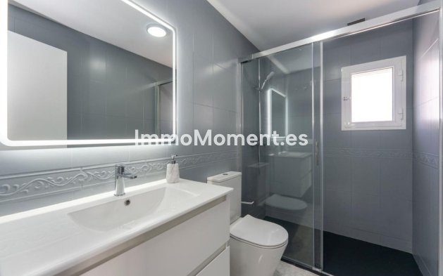 Wiederverkauf - Villa - Marbella - Artola