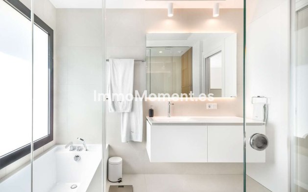 Wiederverkauf - Villa - Orihuela - Las Colinas Golf