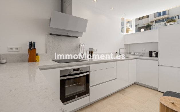 Resale - Apartment - Benahavís - La Quinta