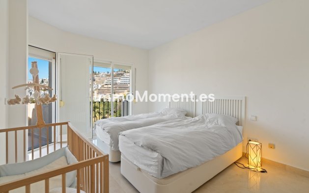 Resale - Apartment - Benahavís - La Quinta