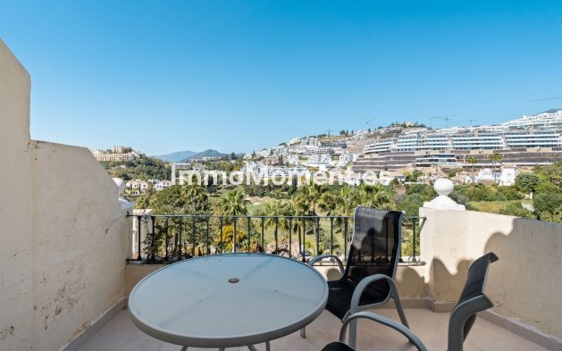 Resale - Apartment - Benahavís - La Quinta