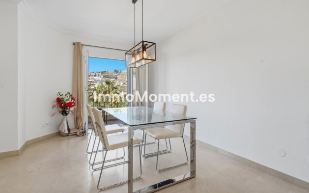 Resale - Apartment - Benahavís - La Quinta