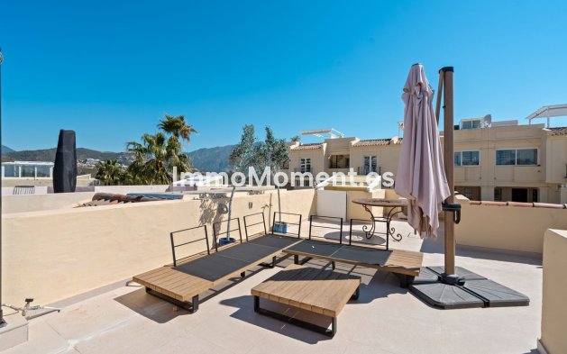 Resale - Apartment - Benahavís - La Quinta