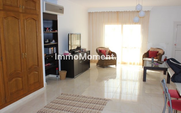 Wiederverkauf - Villa - Marbella - Artola