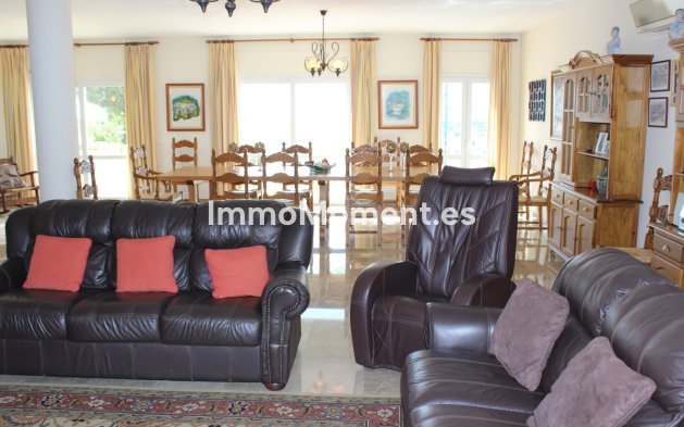 Wiederverkauf - Villa - Marbella - Artola