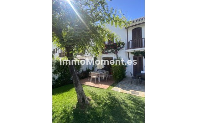Revente - Maison mitoyenne - Estepona  - Estepona Centro