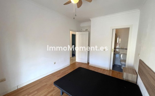 Revente - Maison mitoyenne - Estepona  - Estepona Centro