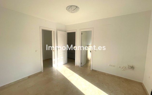 Reventa - Villa independiente - Manilva