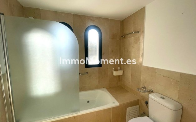 Reventa - Villa independiente - Manilva